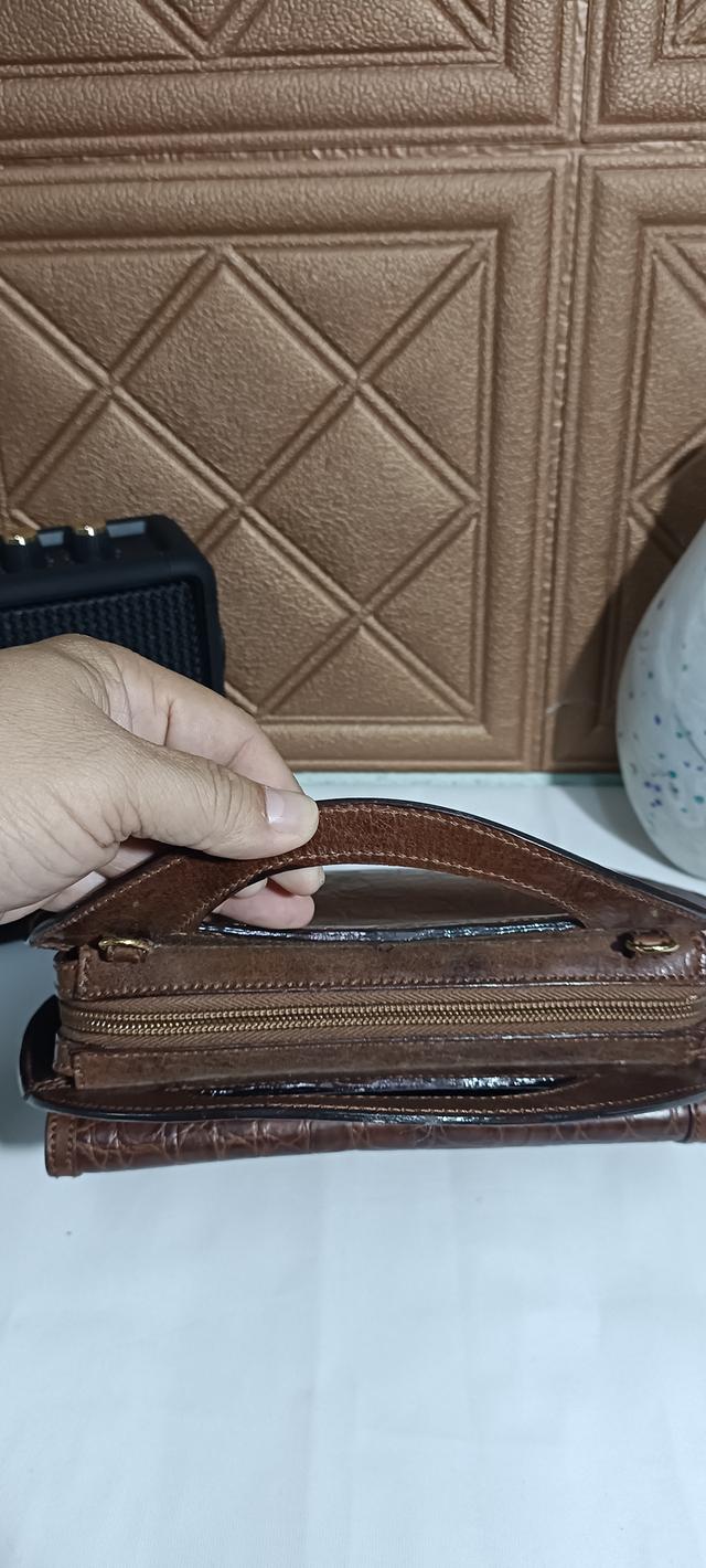 กระเป๋าลายหนังจระเข้ สีน้ำตาลเข้ม Vintage Etienne Aigner Bag. รูปที่ 10