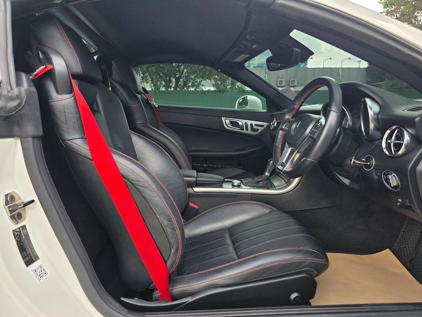 ขาย Benz SLK200 AMG Package R172 ปี 2013 สีขาว รถสวย พร้อมใช้งาน รูปที่ 8