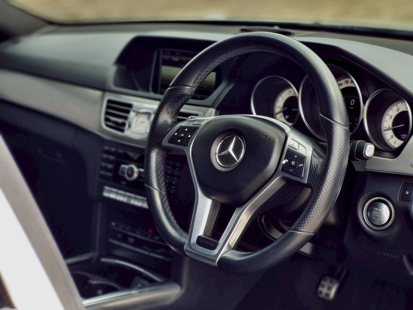 Benz E 200 CGI AMG Package ปี 2014 ไมล์ 14x,xxx km. 9