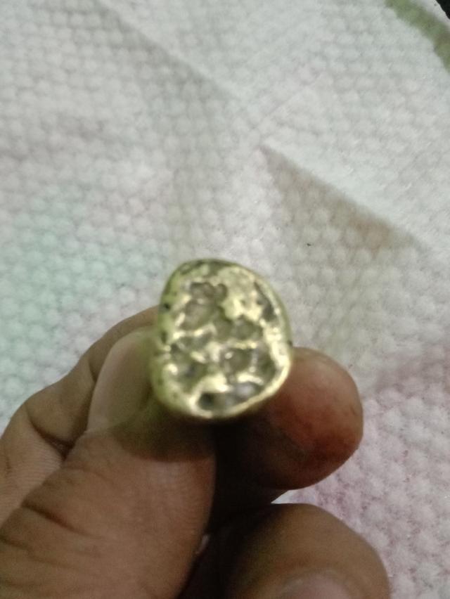 หลวงพ่อเงินพิมพ์ขี้ตาแข้งตุ่ม เข่ายุบ วัดทุ่งน้อย รูปย่อยที่ 4