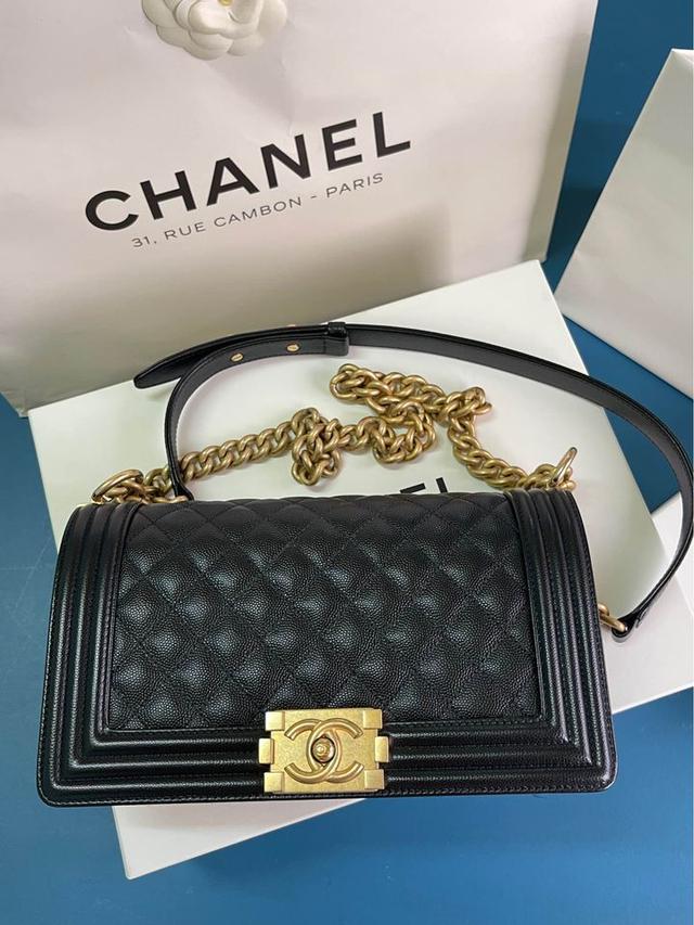 ขาย Chanel boy 10 กล่องขาว 2