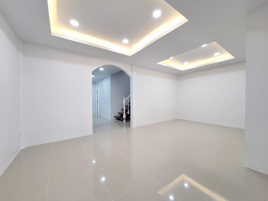 หมู่บ้านอยู่เจริญ 4 ลำลูกกาคลอง4 ถนนไสวประชาราษฎร์ ต.ลาดสวาย อ.ลำลูกกา จ.ปทุมธานี 7