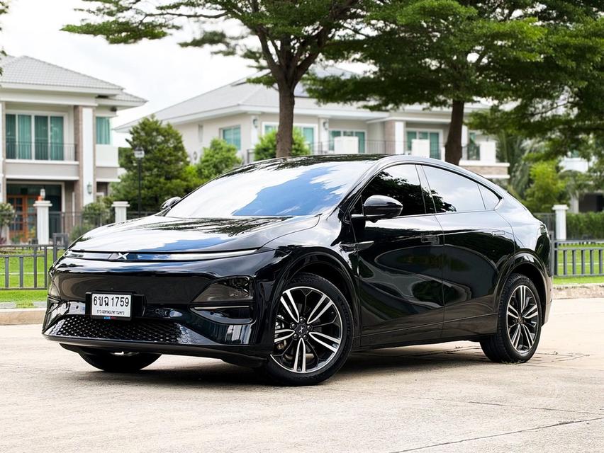 Xpeng G6 Long Range RWD Top ปี 2025 สีดำ เจ้าของเดียวใหม่มากวารันตียาวๆ ชาร์จเต็มระยะทางวิ่งสูงสุด 570 km. มีคันเดียวเท่านั้นช้าอด