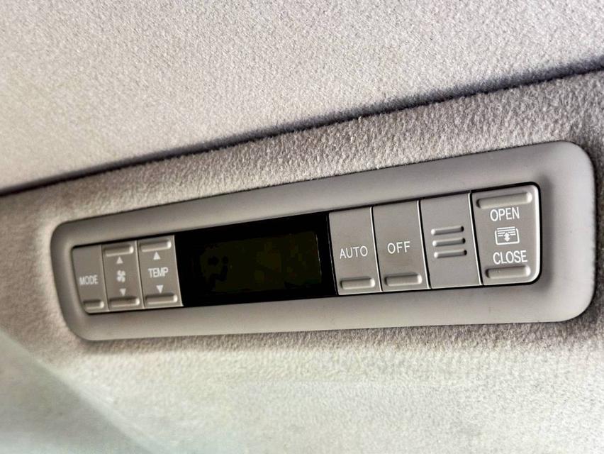 ขายรถ Toyota Estima 2.4Hybrid E-Four 4WD Wagon ปี 2009 สีดำ เกียร์ออโต้ รูปที่ 14