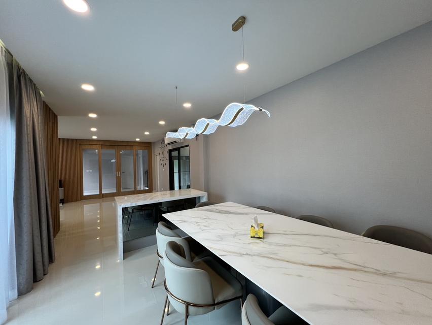 บ้านเดี่ยว Centro ทวีวัฒนา บิ้วอินตกแต่งเฟอร์ครบพร้อมอุปกรณ์ไฟฟ้า 7