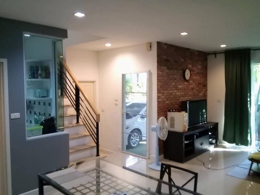 ขายด่วน! บ้านแฝดสไตล์บ้านเดี่ยว ผนังอิสระ โครงการโกลเด้น นีโอ ชัยพฤกษ์ ติดถนนใหญ่ 8