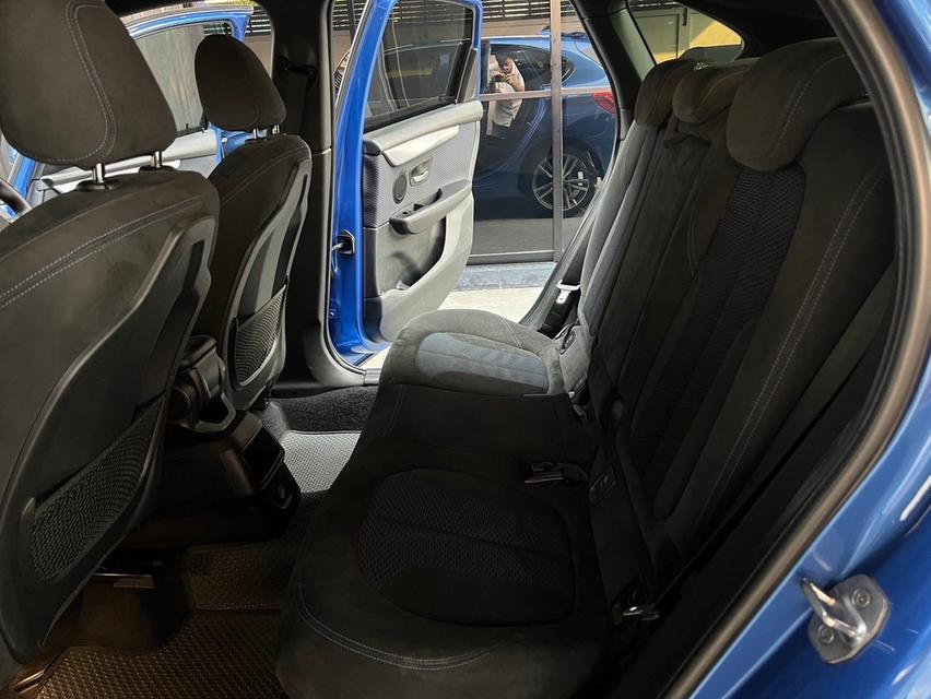 BMW 218i 1.5 F45 Active Tourer Hatchback 9