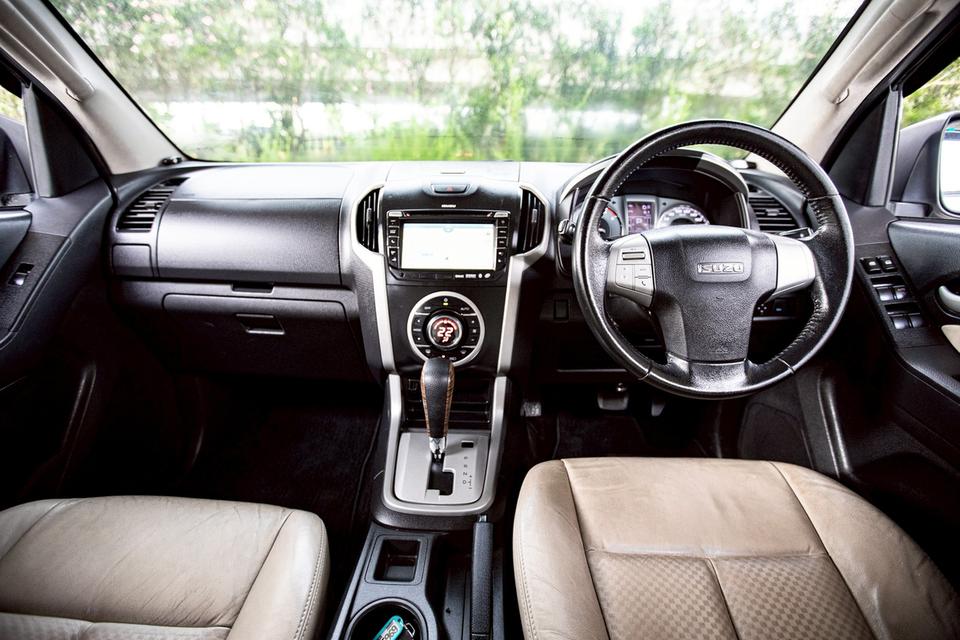 ขาย Isuzu Mu-x 3.0DVD ปี15 11