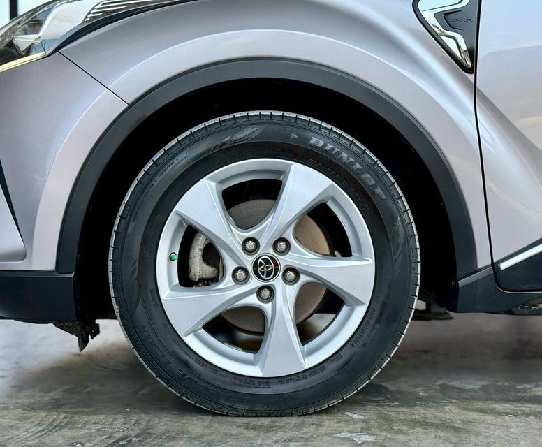 ปี 2018 TOYOTA CHR, 1.8 HV Hi โฉม ปี17-ปัจจุบันสีเทา เครื่องเบนซิน/ไฮบริด ตัวท็อปสุด รูปที่ 18