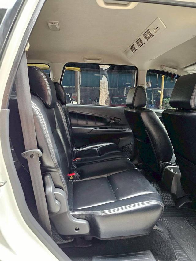 TOYOTA NEW AVANZA 1.5 G ปี 15 AT 9