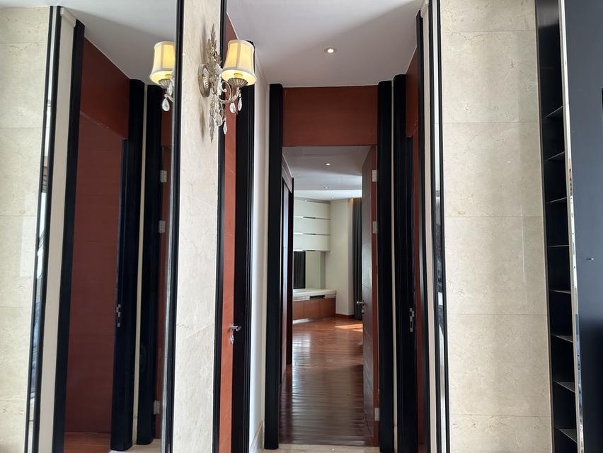 The Infinity Sathorn Luxury Redefined BTS Chongnonsi 0 m. 10