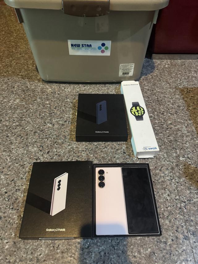 ขายๆๆๆถูกSamsungFold6สีใหม่หายาก Pink Shadow 256กิ๊กมีกล่องอีมี่ตรงสูนTrueสภาพสวยการใช้งานดีเยี่ยมทุกๆฟังชั่นเครื่องรีสโตได้ตลอดไม่มีติดแอคเค้าใดๆคับ รูปที่ 2