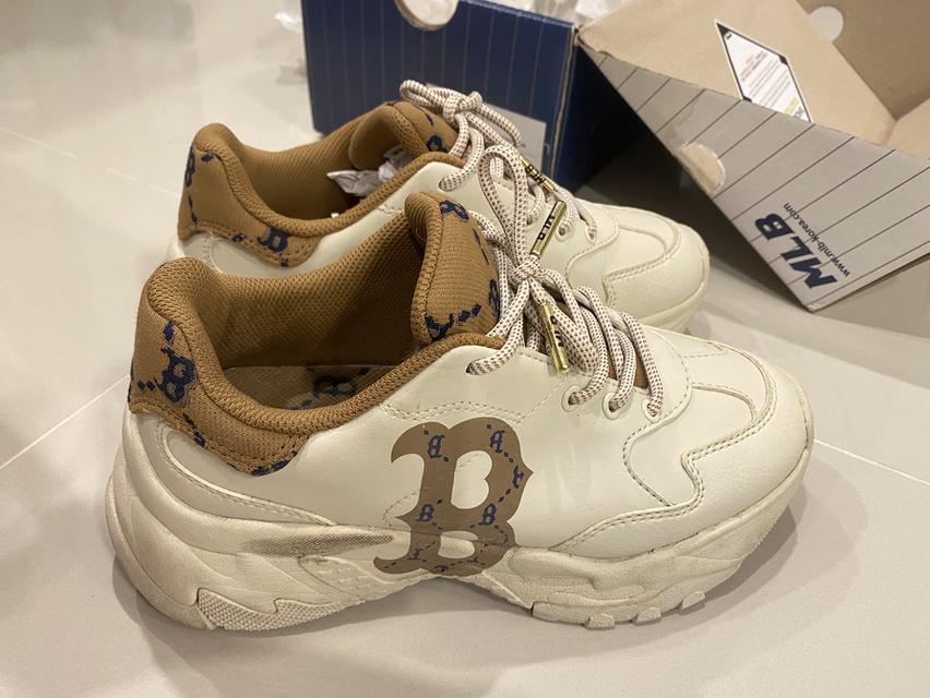 ขายรองเท้ามือสองสวยๆ 5