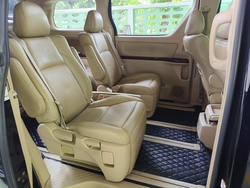 Toyota Vellfire 2.4 V ปี 2013  รุ่น คศ. 2009 11