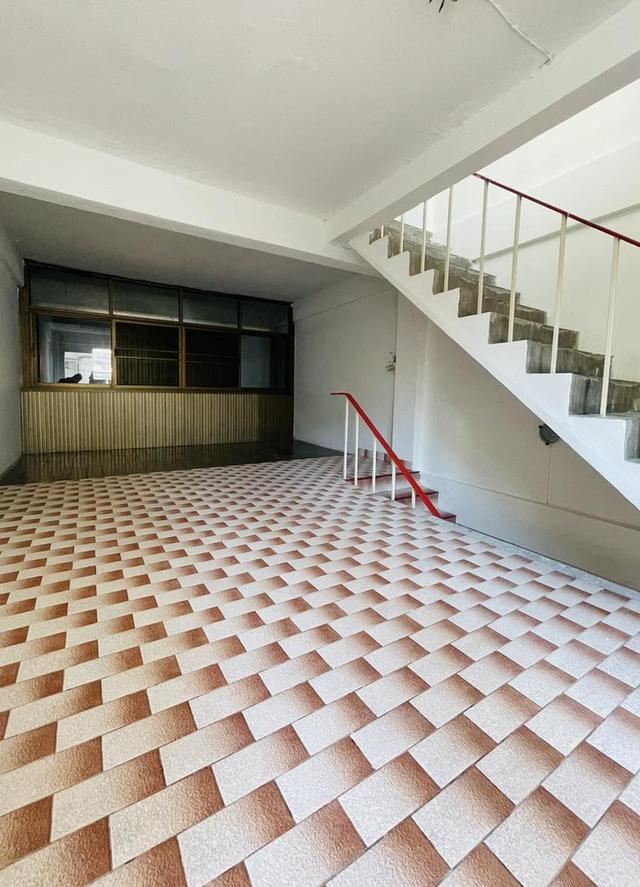 ให้เช่าอาคารพาณิชย์ 4 ชั้น (มีดาดฟ้า) ซ.สุขุมวิท 105 (ลาซาล 28) 4