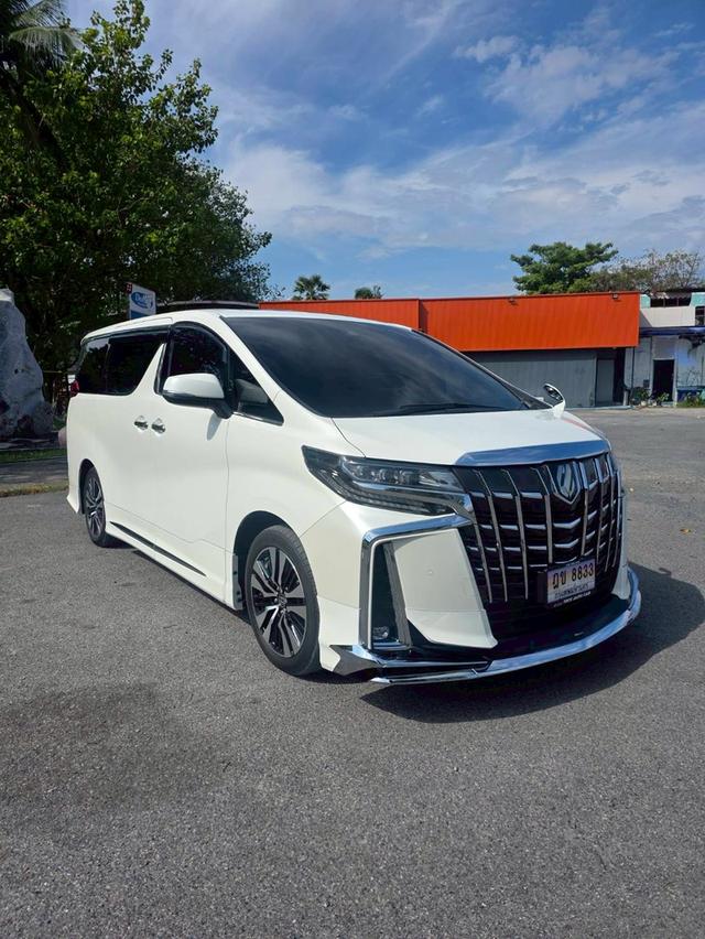 Toyota ALPHARD 2.5SC PACKAGE สีขาว ปี 2024 ไมล์ 60,000 กม. 3