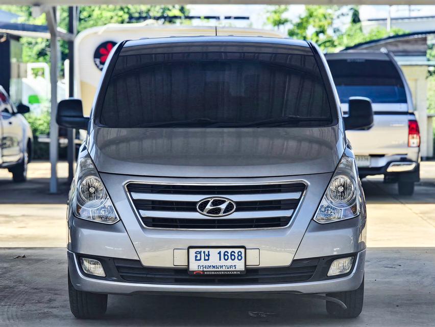 Hyundai H1 2.5 Touring