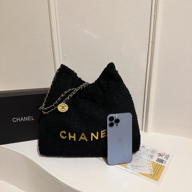 กระเป๋าCHANEL 8
