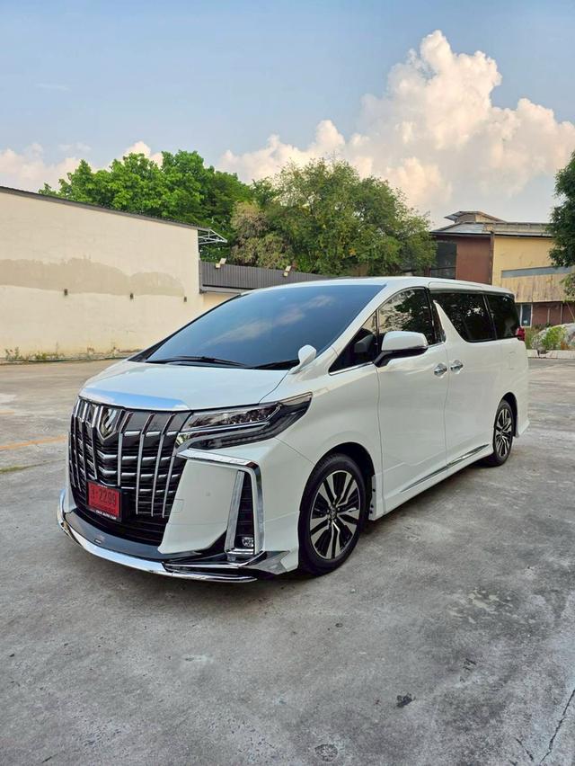 Toyota ALPHARD 2.5SC PACKAGE สีขาว ปี 2024 ไมล์ 17,000 กม.