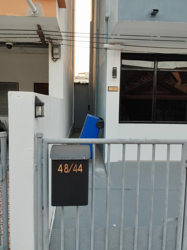 ขายอาคารพาณิชย์ 3 ชั้น มีดาดฟ้า หนองจอก สังฆสันติสุข 32 กทม 20 ตรว 2