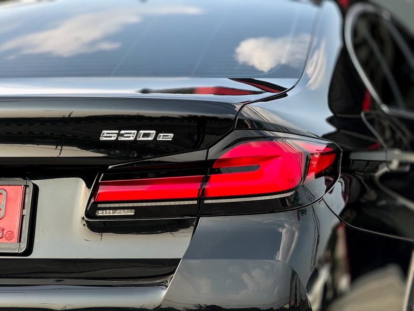 รหัสรถ MCA2889 2022 BMW 530e M-SORT LOOK Plug-in Hybrid G30 16