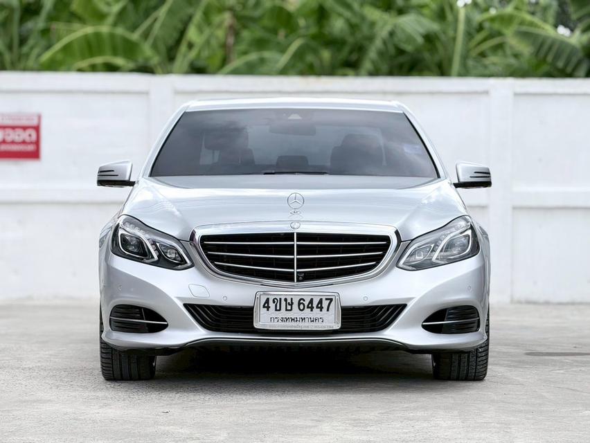 BENZ E-CLASS, E300 BLUETEC HYBRID ปี2014 โฉม W212 ปี10-16 สีเทา ออโต้ 👉เลขไมล์ 95,108 กม.  ✅️✅ รๅคๅ 398,000.- ⭕️⭕️ ผ่อน 8,xxx / 72 งวด #E30 รูปที่ 2