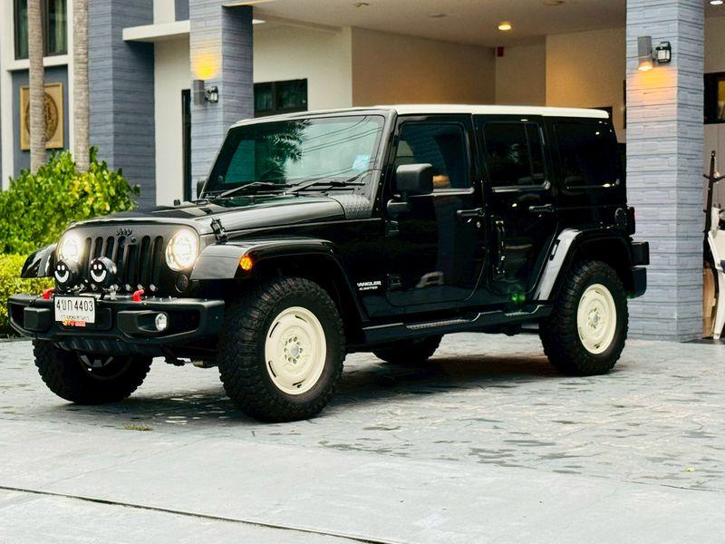 Jeep Wrangler Sahara 2.8 diesel 4wd Overland unlimited เน้นๆไมล์ 60,xxx กม. สีดำ ปี 2012