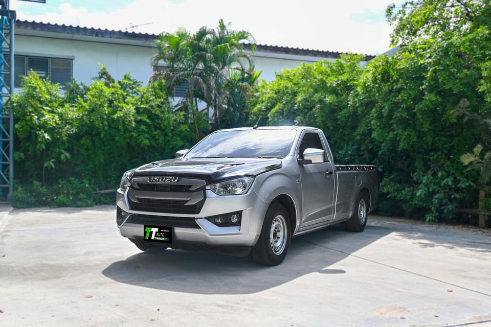 Isuzu D-max spark 3.0 MT 5