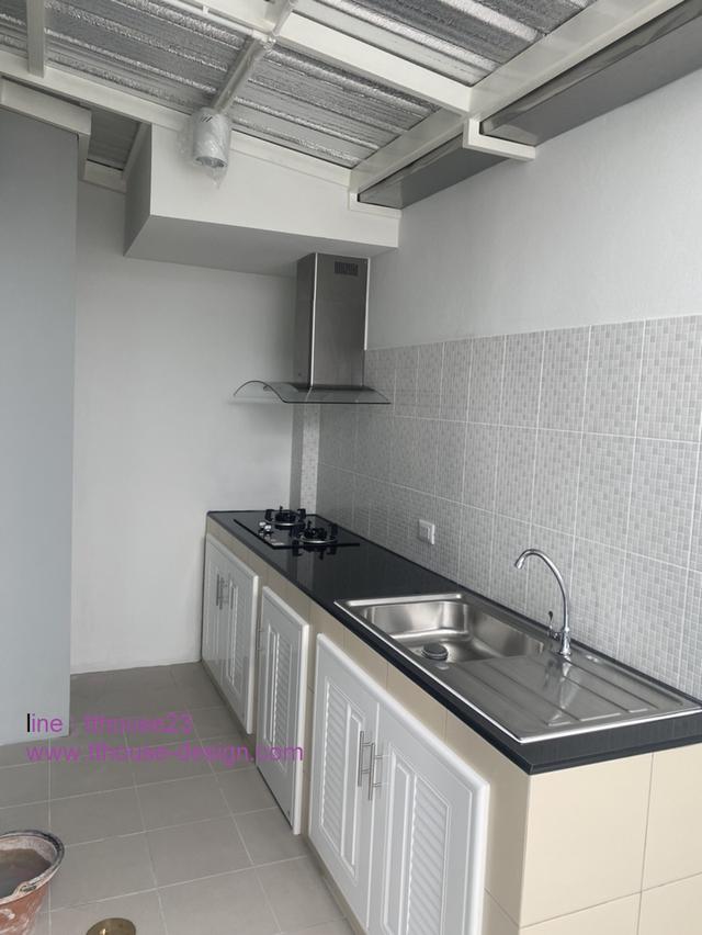 รับเหมา ต่อเติม โครงหลังคา กันสาด ห้องครัว เทพื้น ปูกระเบื้อง ครบวงจร 0950920028 รูปที่ 20