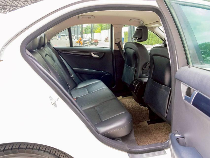 Mercedes Benz C200 CGI 1.8 (W204) ปี 2013 9