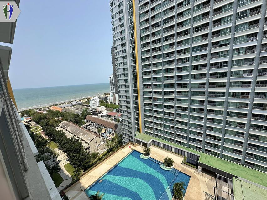 ให้เช่าคอนโด 1 ห้องนอน ติดหาดจอมเทียน พัทยา • ขนาด 32 ตร.ม. 1ห้องนอน 1ห้องน้ำ • ทีวี, เครื่องปรับอากาศ, ตู้เย็น • ระเบียง วิวสระว่ายน้ำและทะเล • สระว 8