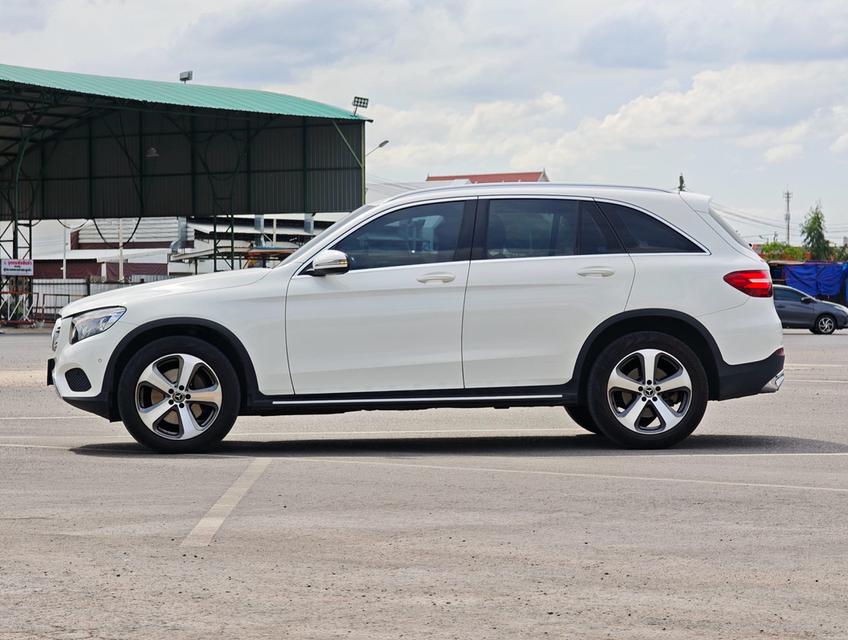 Mercedes-Benz GLC250d Off-Road ปี 2018 รูปที่ 5
