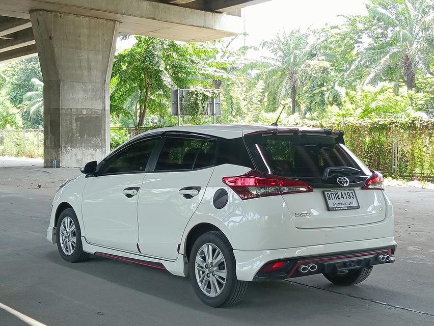 Toyota yaris 1.2entry cvt 2019 ราคา 329,000