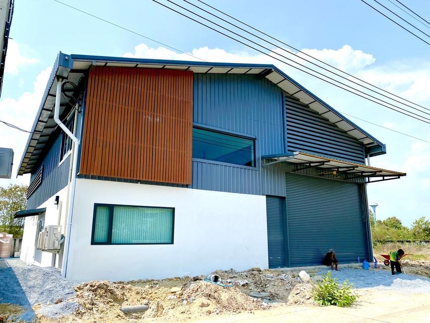 ขายที่ดินพร้อมโกดังแบบสั่งสร้าง โครงการใหม่ใกล้ถนนใหญ่เส้น 340 เริ่มต้น 2.9 ล้านบาท พิกัด บางบัวทอง นนทบุรี โทร. 094-410-1151 คุณนก 14
