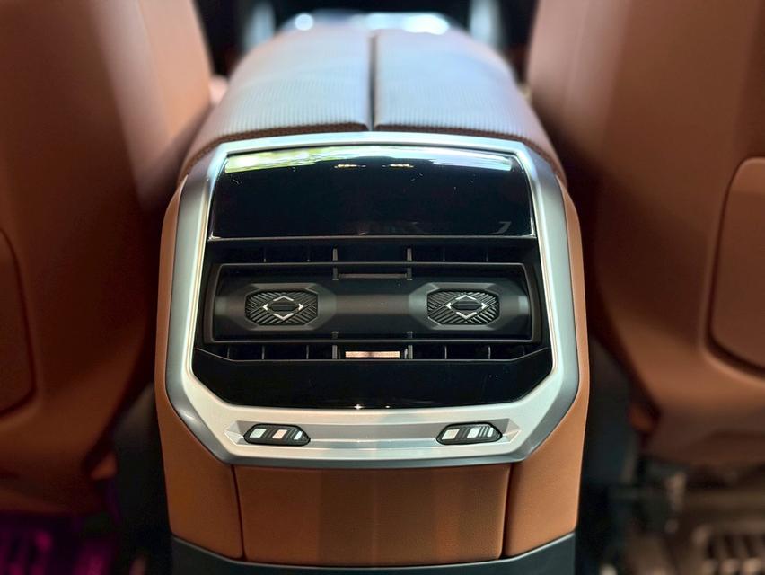 รหัสรถ PJP7287 📌2022 BMW i7 xDrive60 M-Sport (First Edition) 7