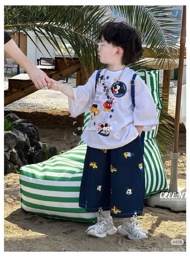 ชุดเด็กชาย