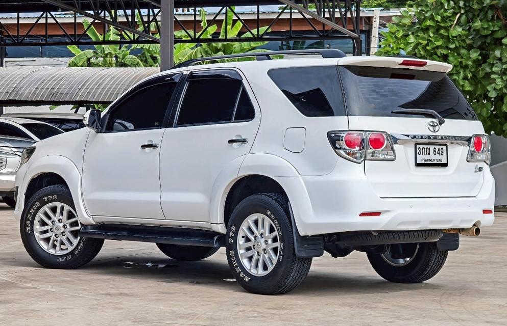 TOYOTA FORTUNER 2.7V 14