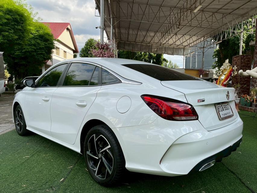🚗 MG 5 1.5 D AUTO ปี 2024 4