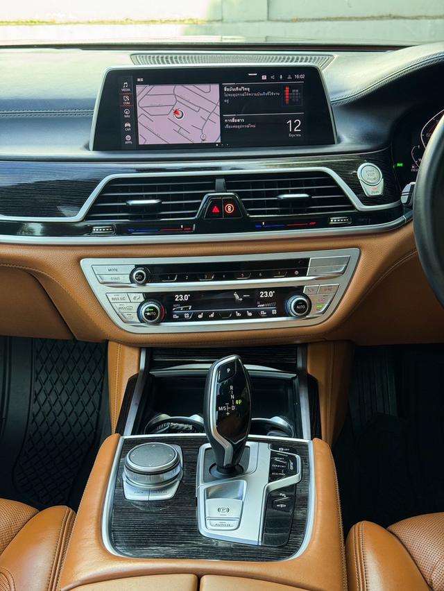 รหัสรถ AVA3003 BMW 730Ld sDrive M Sport LCI ปี 2021 G12 ดีเซลล้วน  15