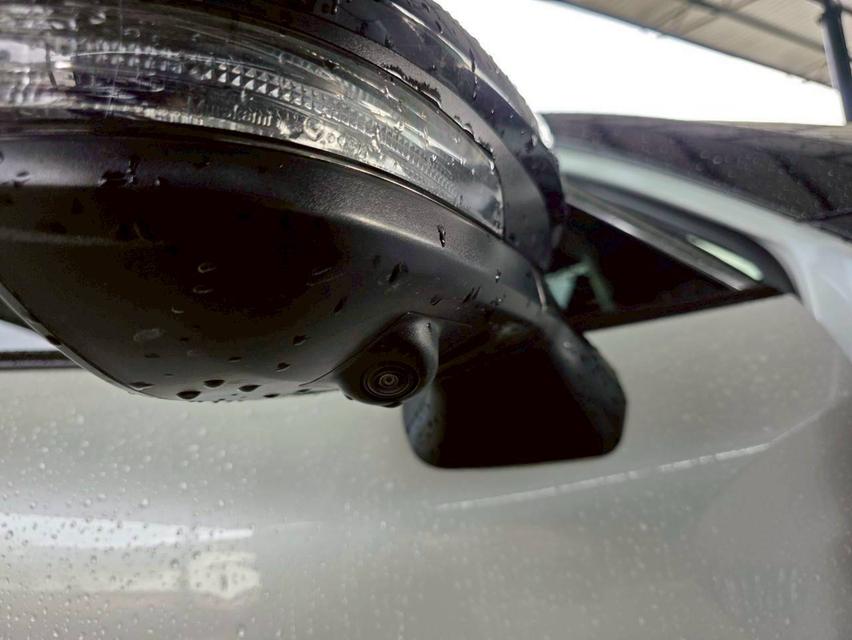 ขาย Toyoya Cross 1.8Hybrid GR Sport ปี22 18