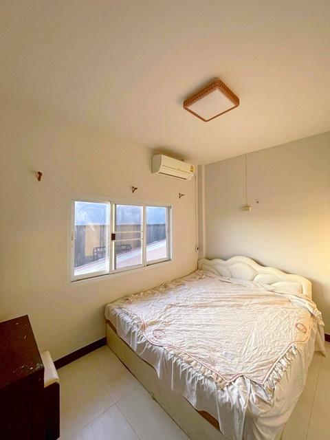 บ้านเดี่ยว 2 ชั้น MRT ลาดปลาเค้า 1.4กม. เซ็นทรัล รามอินทรา 2.3กม. 5 นอน 5 น้ำ รร.นานาชาติอิสลามกรุงเทพ 3.6 กม.65 ตร.วา.2 5