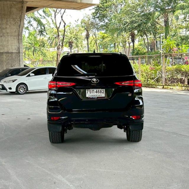 🔥ฟรีดาวน์ FORUNER GR SPORT รถสวย ปีใหม่ ไมล์น้อย  Toyota FORTUNER 2.8 GR SPORT 4WD AT ปี 2021 รูปที่ 7