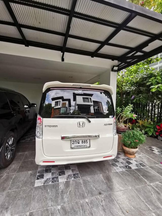 Honda Stepwagon ปี 2012 4