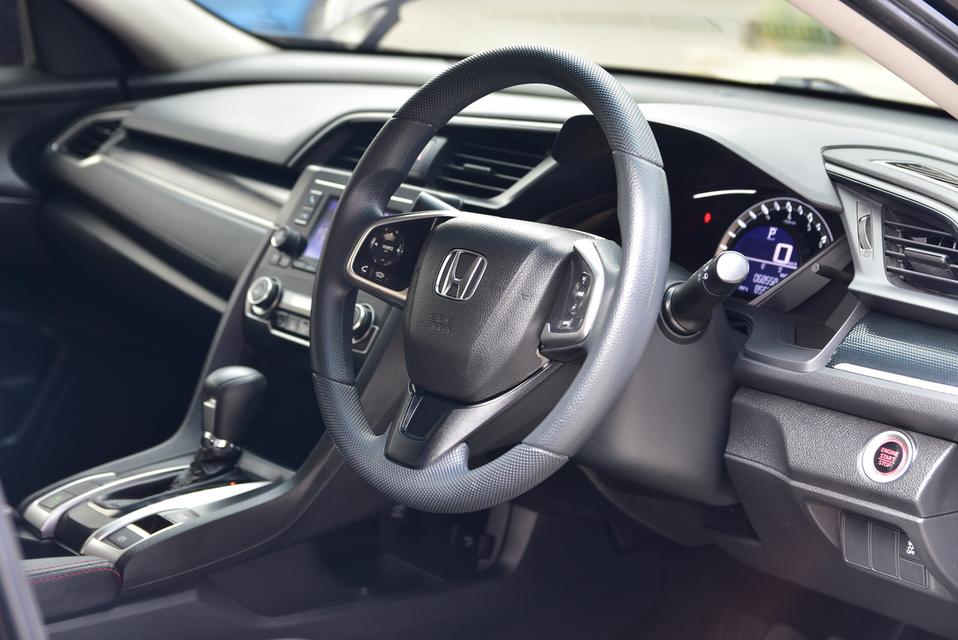 2021 CIVIC 1.8 E มือเดียวป้ายแดง ไมล์น้อยของแท้ รูปที่ 13