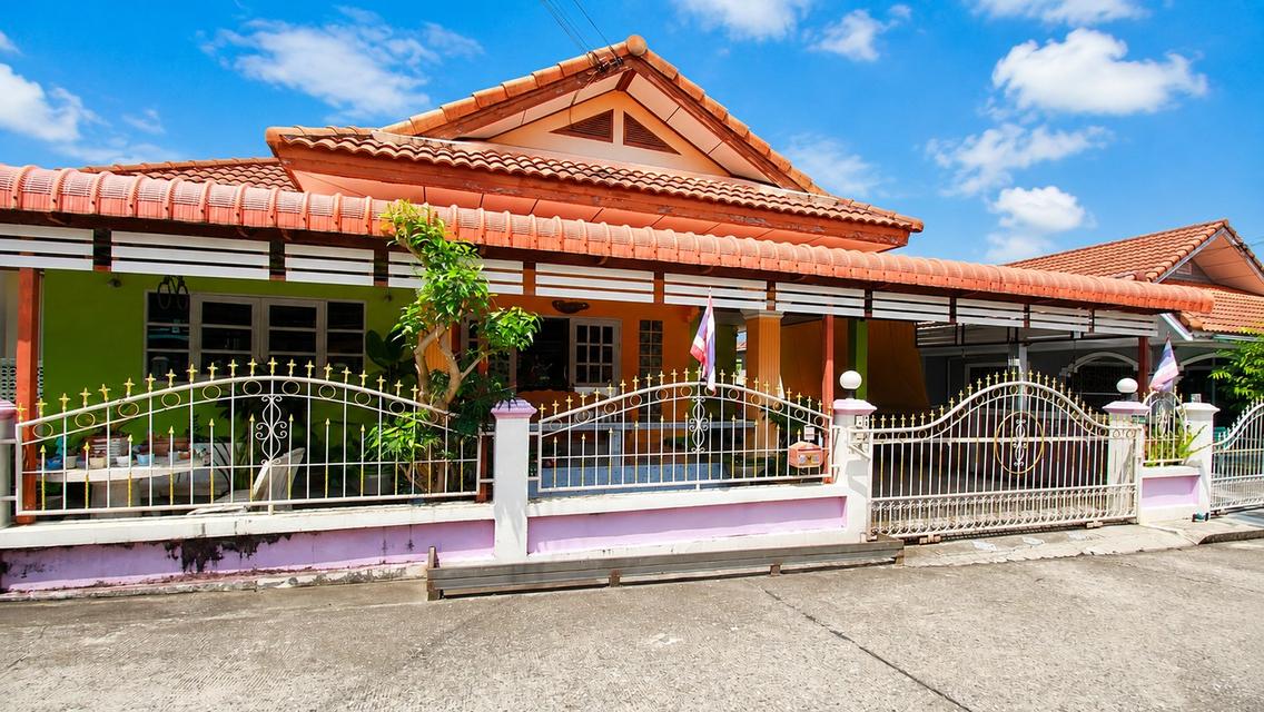 ลดราคาเหลือ 1.99 ล้าน!บ้านเดี่ยว 61 ตร.วา หมู่บ้านราชนุช14  ติดถนนสุขุมวิท ใกล้โรบินสัน บ้านฉาง ระยอง 1