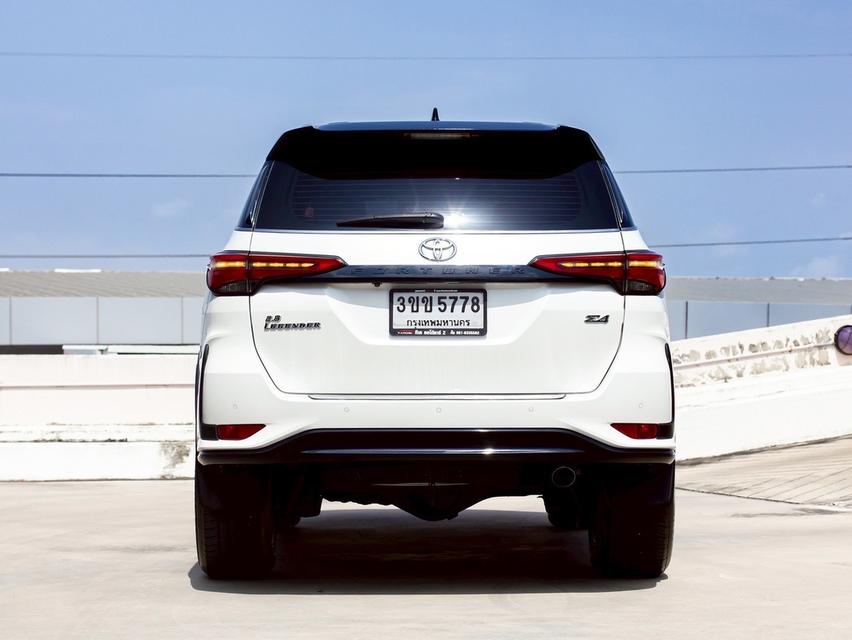 TOYOTA Fortuner 2.8 LEGENDER 4WD 6A/T ปี 2020 จด 2022 รูปที่ 2
