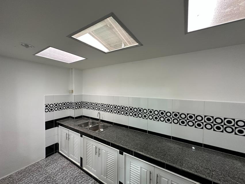 ทาวน์เฮ้าส์ ม.ศุภาวัฒน์ 3