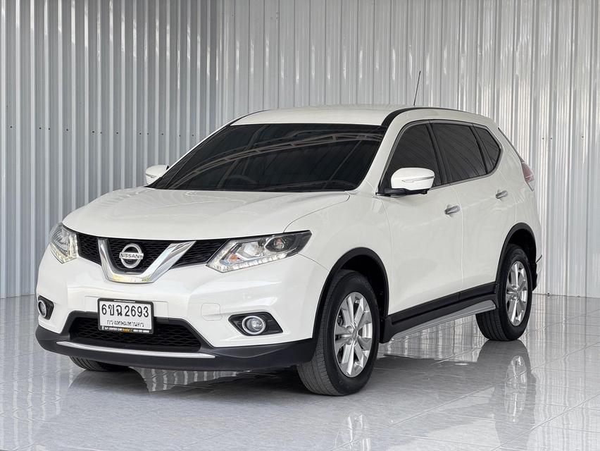 SUV เอนกประสงค์ 5 ที่นั่ง X-Trail 2.0E