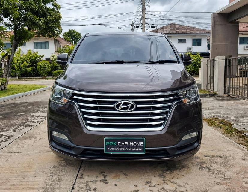 ลดราคาเหลือเพียง!! ปี2019 HYUNDAI H1 ELLITE TOP มือเดียวออกห้าง รูปย่อยที่ 3