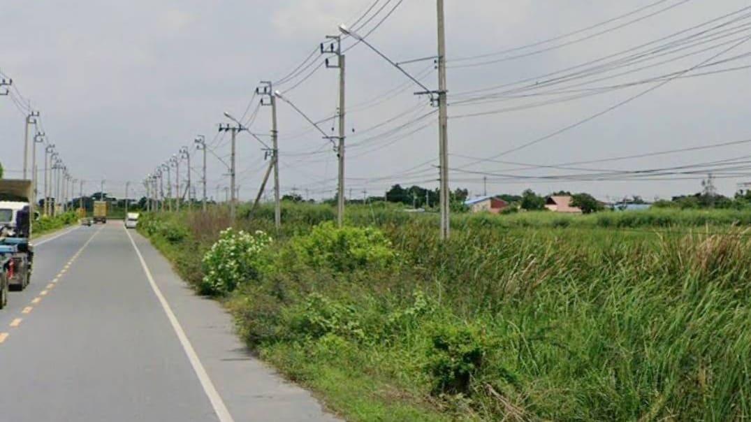 ขายที่ดินเปล่า 122 ไร่ คู่ขนานมอเตอร์เวย์ ติดถนนคุ้มเกล้า ใกล้สนามบินสุวรรณภูมิ แขวงลำปลาทิว เขตลาดกระบัง กรุงเทพๆ 2